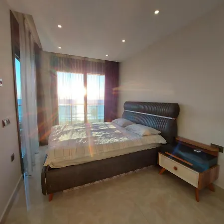 Konak Seaside Tower 45 *